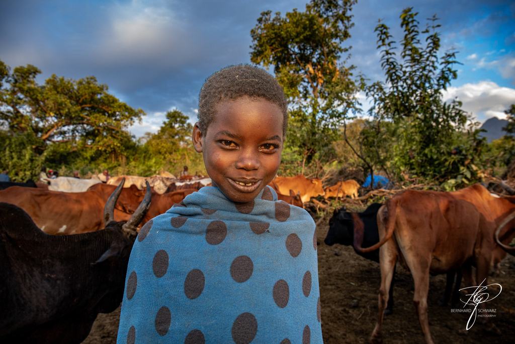 SURI - SURMA - ETHIOPIA