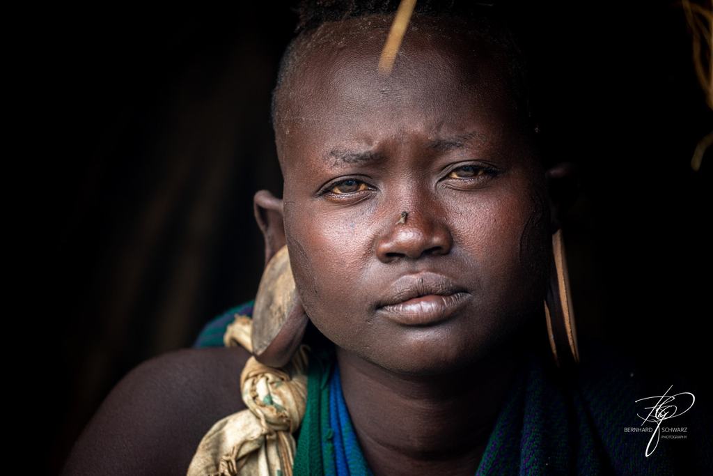 SURI - SURMA - ETHIOPIA