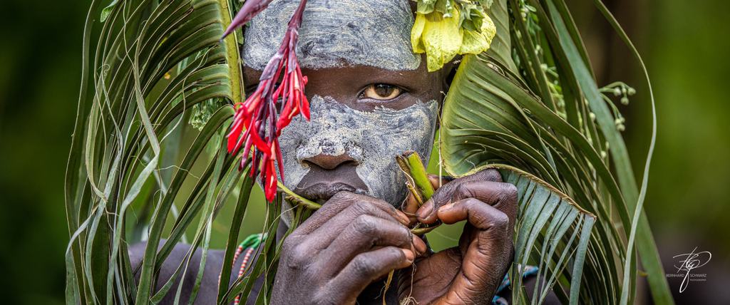 SURI - SURMA - ETHIOPIA