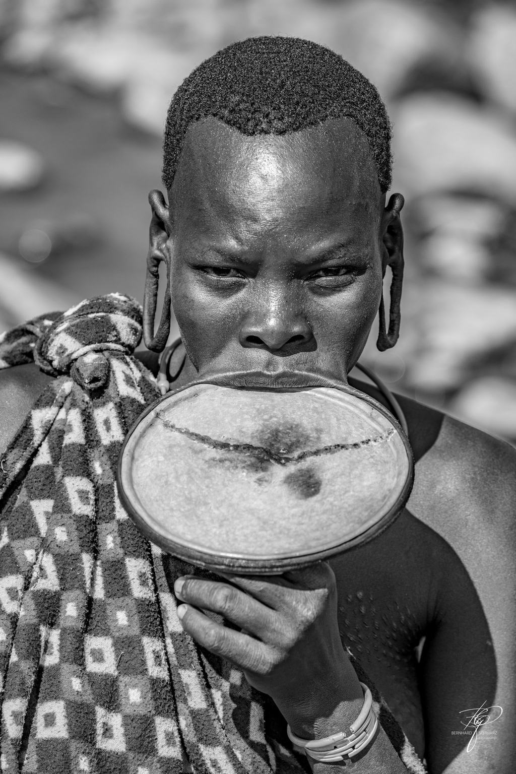 SURI - SURMA - ETHIOPIA