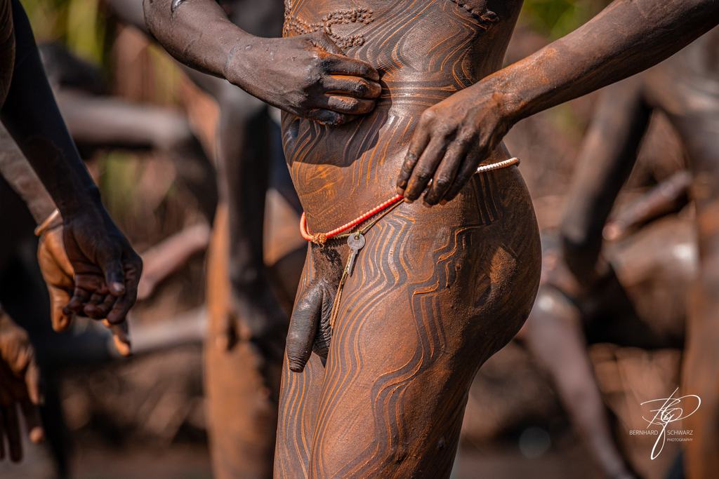 SURI - SURMA - ETHIOPIA