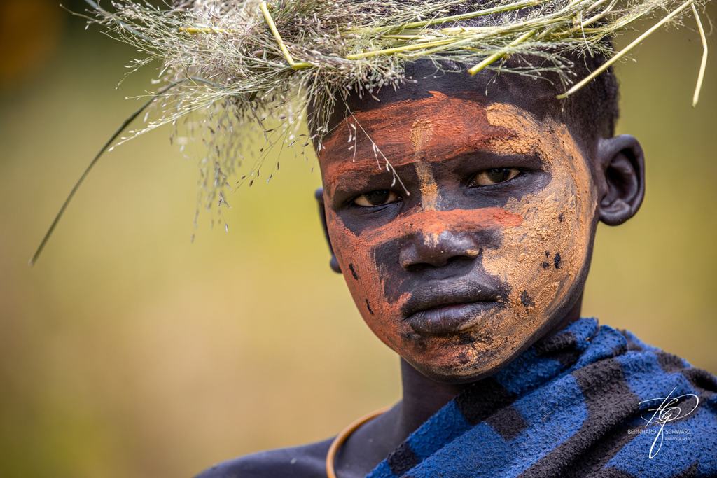 SURI - SURMA - ETHIOPIA