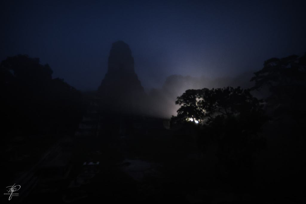 Tikal Guatemala Nachts